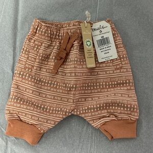 Oliver & Rain Colored Organics Kids Shorts - Patterned Tan